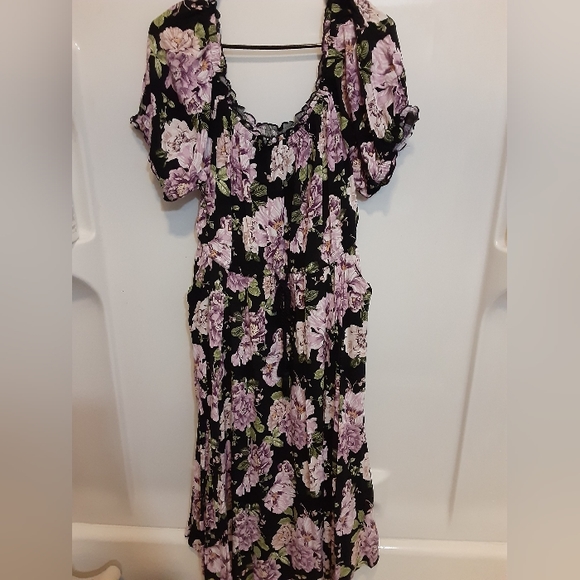 torrid Dresses & Skirts - Torrid (NWT)  Women's Plus Size Lavender Floral Dress